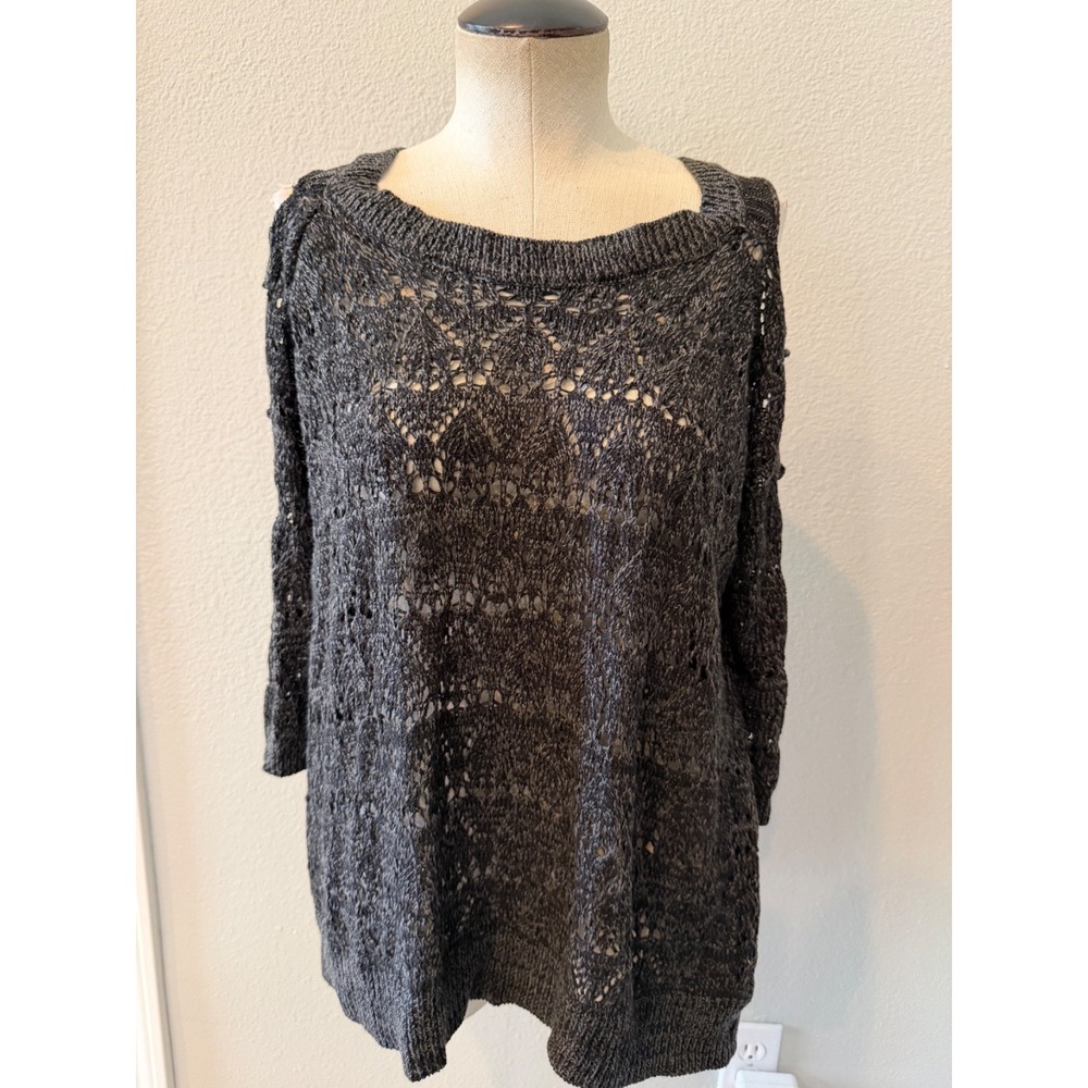 Torrid Womens 00 Gray Open Knit Cold Shoulder Sweater Tunic 3/4 Sleeve Crochet